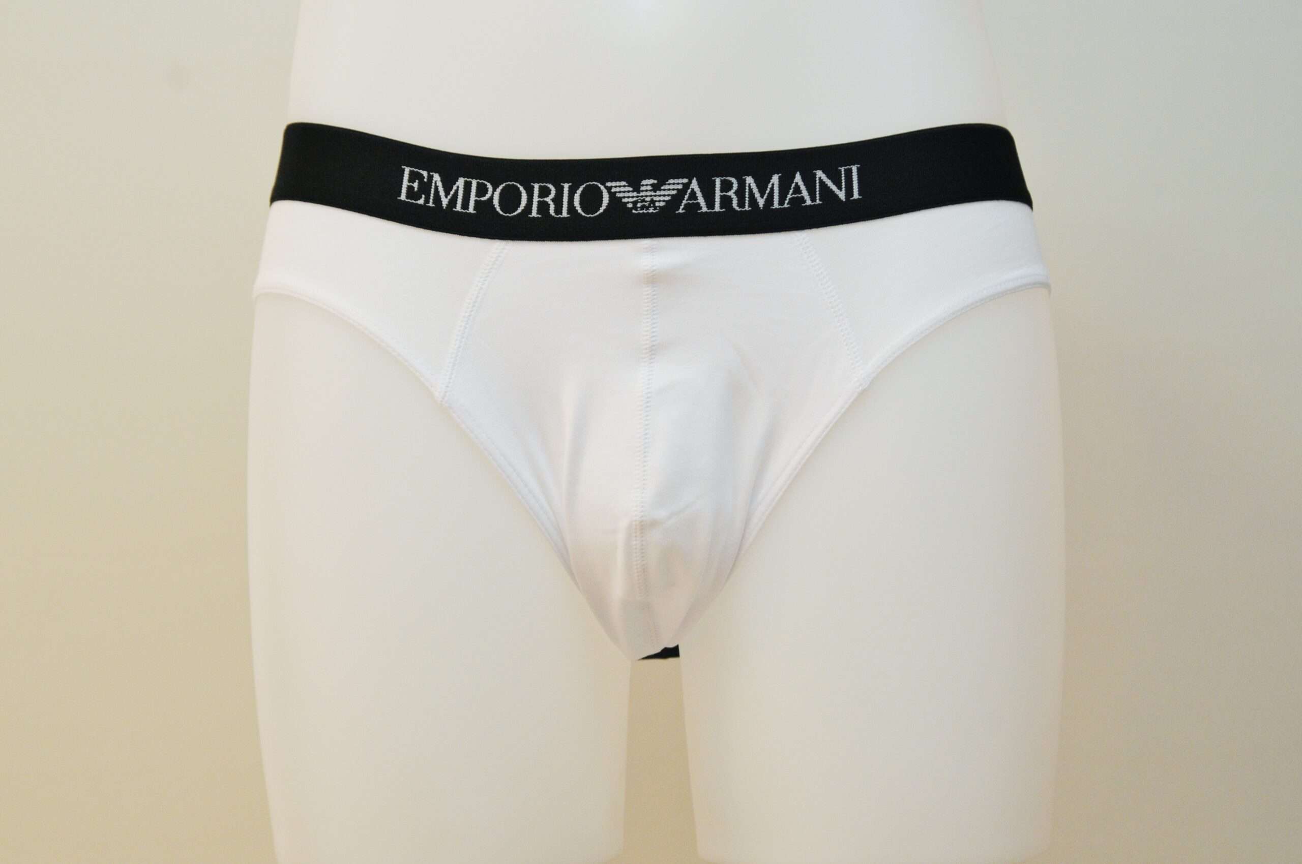 Visita lo Store di Emporio ArmaniEmporio Armani Confezione da 3 Slip Uomo 